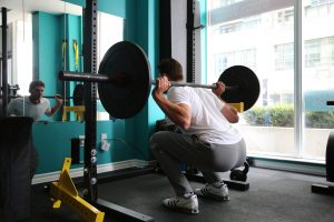 Read more about the article Ting til overvejelse når du køber et squat rack